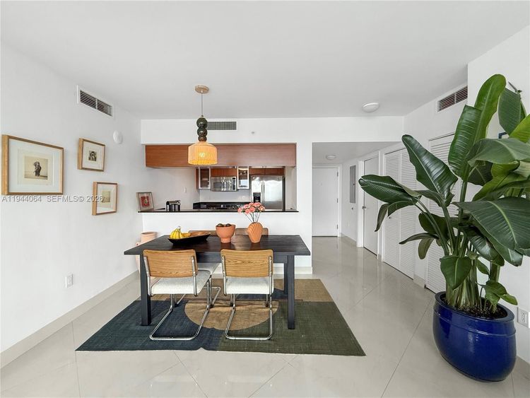 1800 Club #1810 image #7