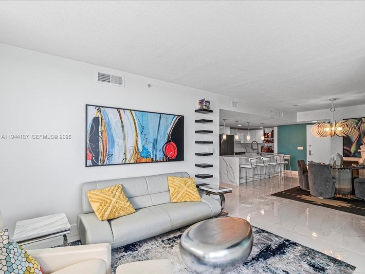 Onyx #1101 image #10