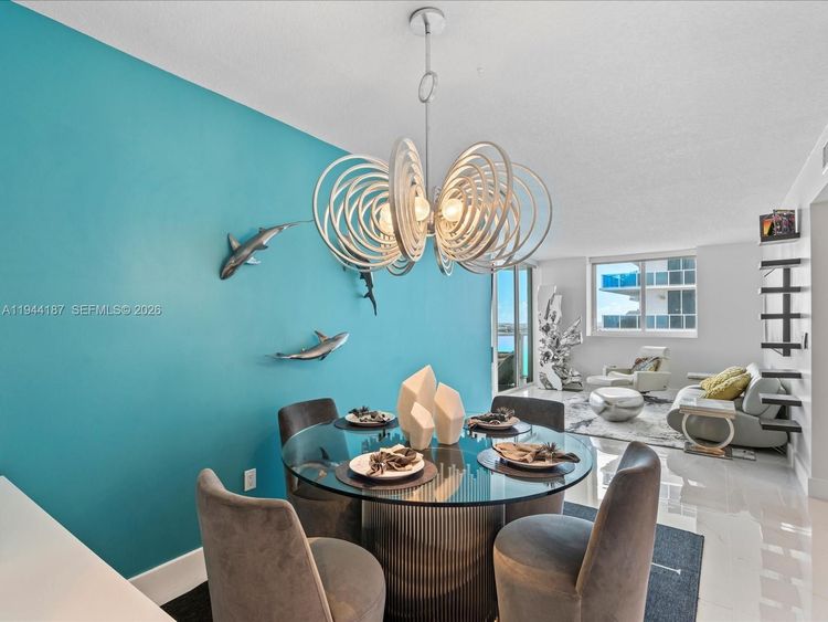 Onyx #1101 image #17