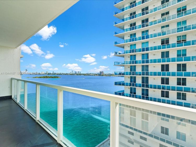 Onyx #1101 image #29