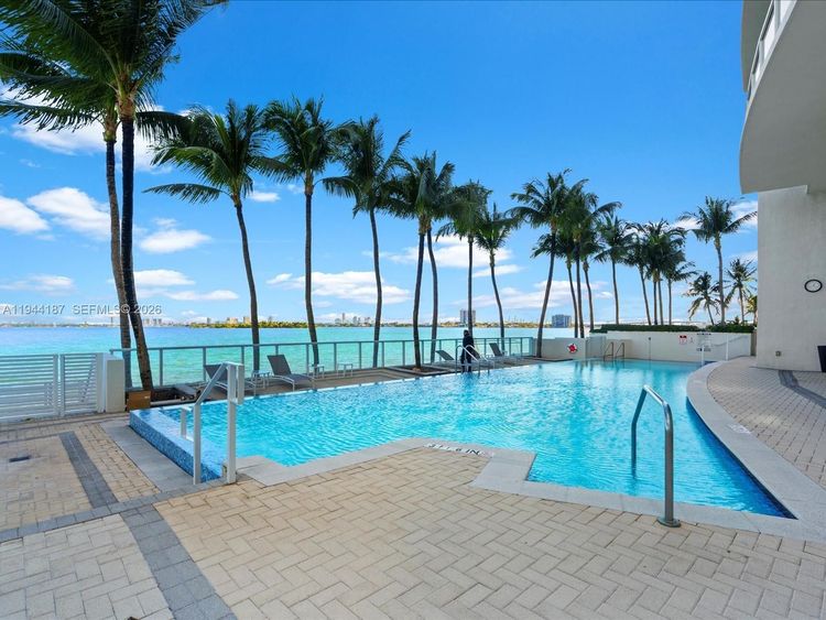 Onyx #1101 image #32