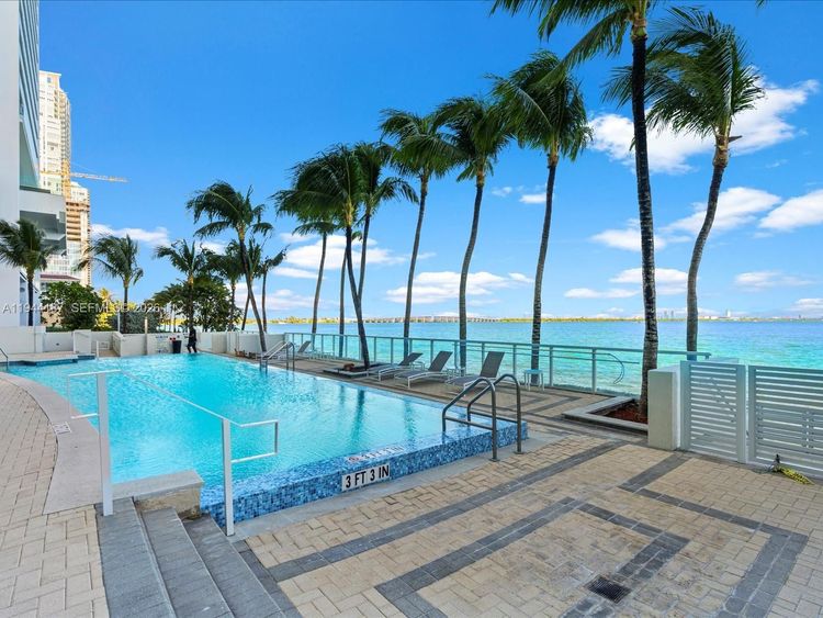 Onyx #1101 image #33