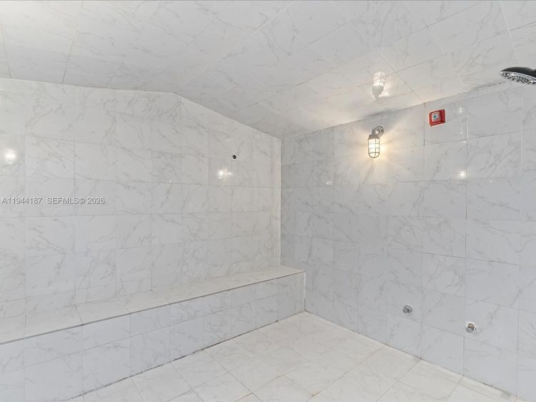 Onyx #1101 image #43