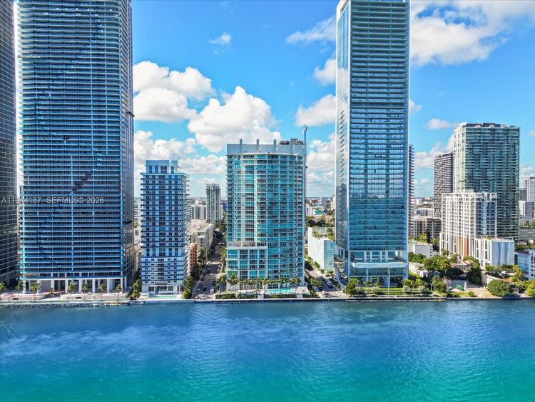 Onyx #1101 image #47