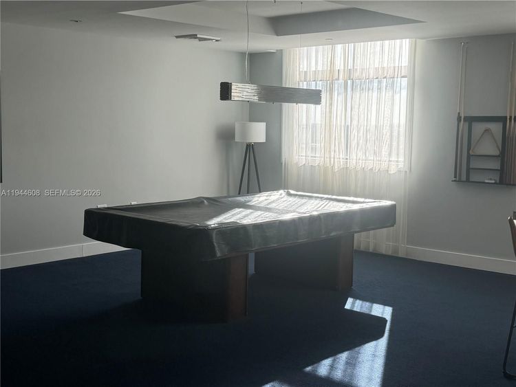 Hollywood Station #523 image #19