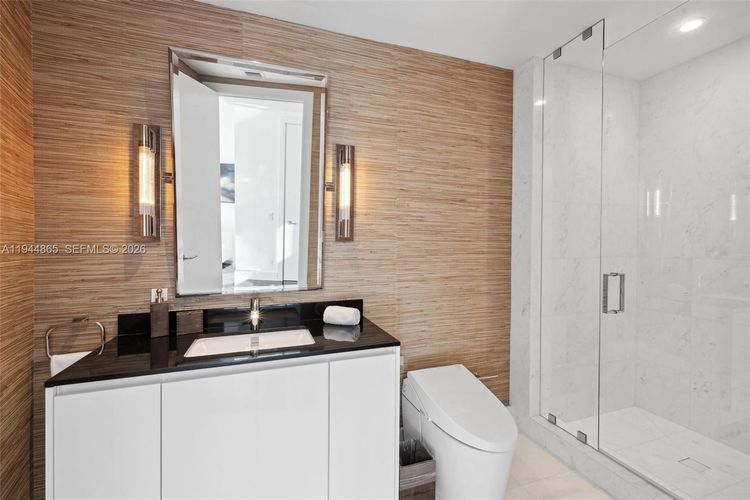 Porsche Design Tower #2601 image #30