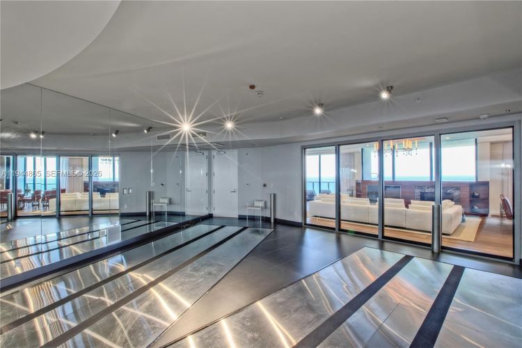 Porsche Design Tower #2601 image #31