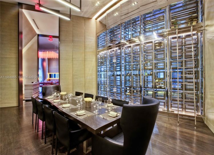 Porsche Design Tower #2601 image #38