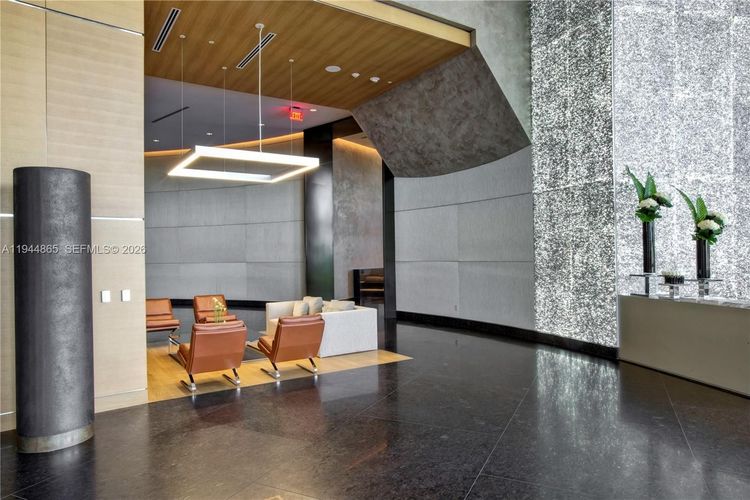 Porsche Design Tower #2601 image #39