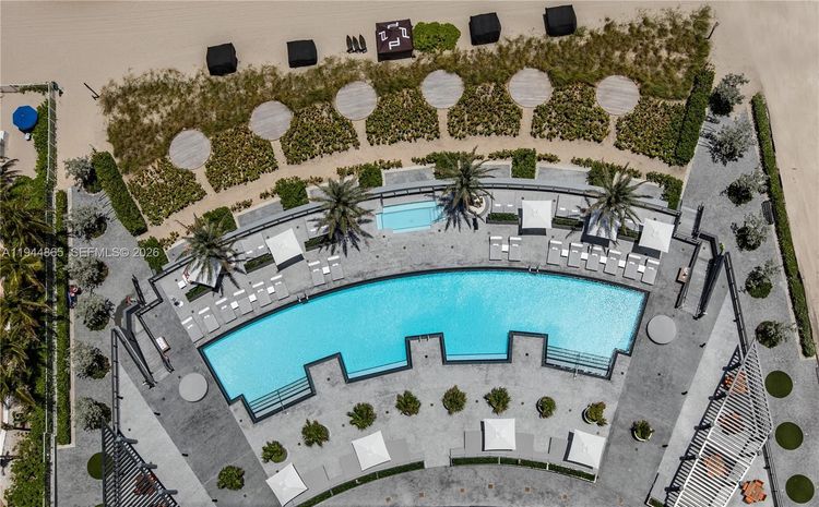 Porsche Design Tower #2601 image #42