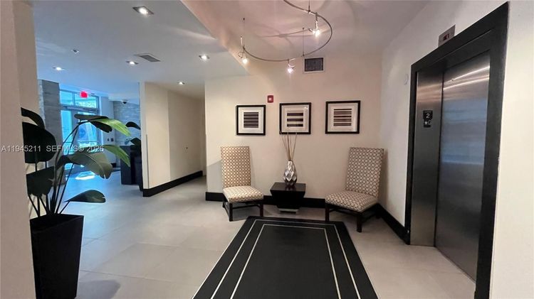 Lofts at Mayfair #303 image #14