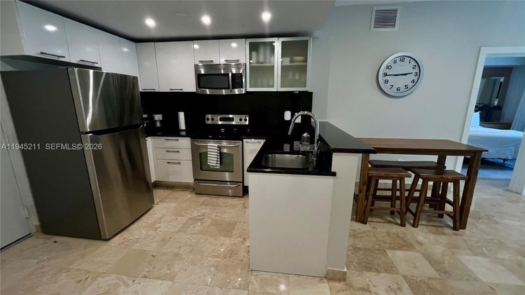 Lofts at Mayfair #303 image #6