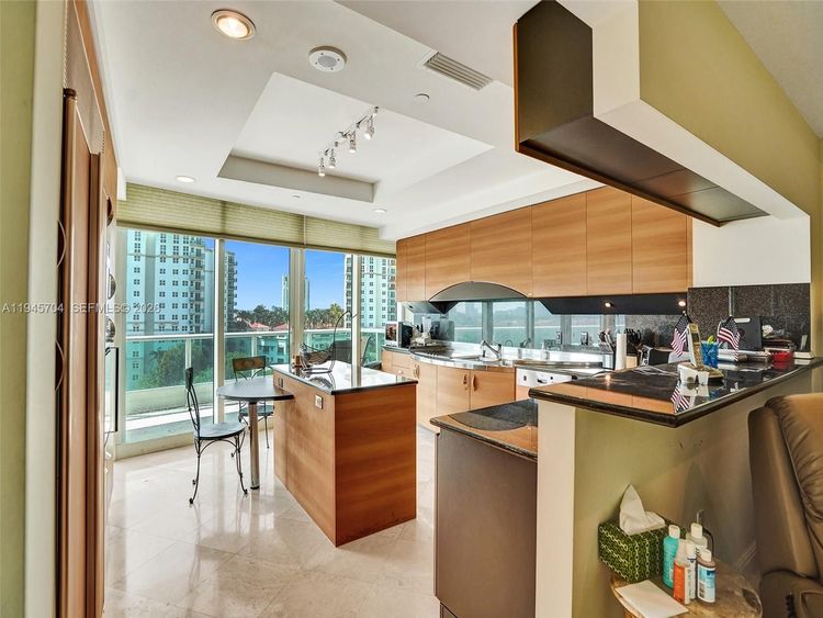 Porto Vita South Tower #901 image #11