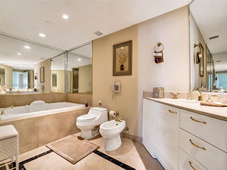 Porto Vita South Tower #901 image #25