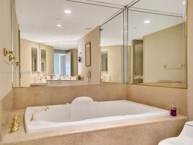 Porto Vita South Tower #901 image #26