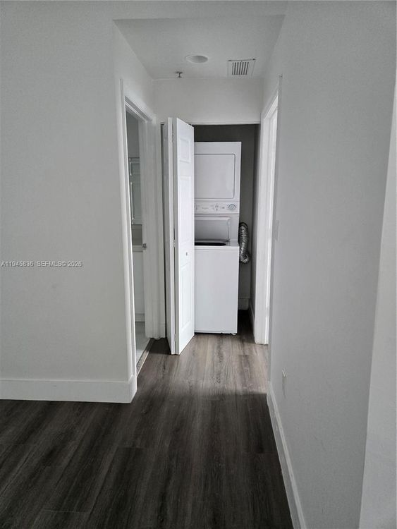 1800 Biscayne Plaza #503 image #7