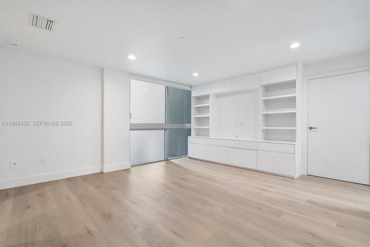 Artech #310 image #21