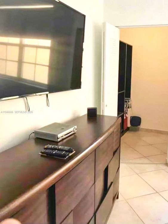 The Yacht Club at Aventura #5605 image #12