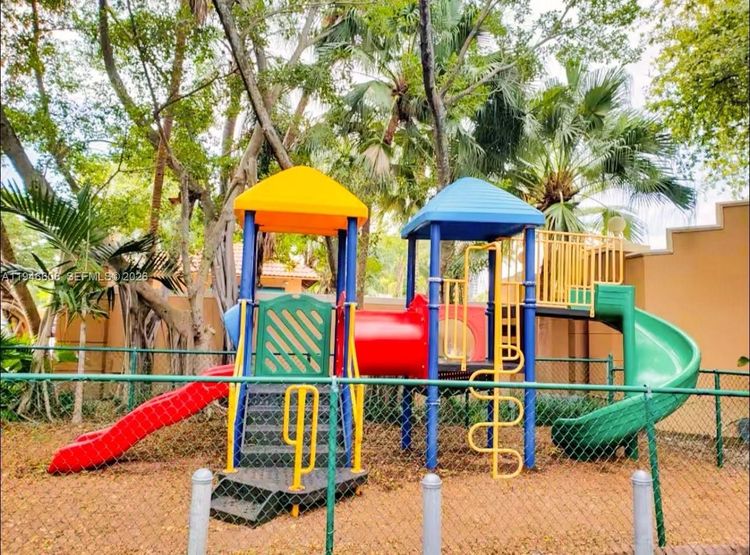 The Yacht Club at Aventura #5605 image #20