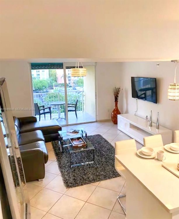 The Yacht Club at Aventura #5605 image #6