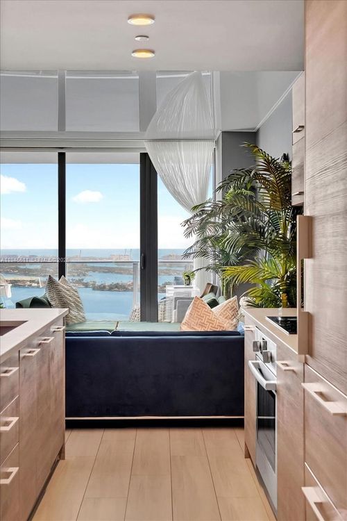 Paraiso Bay #4405 image #26