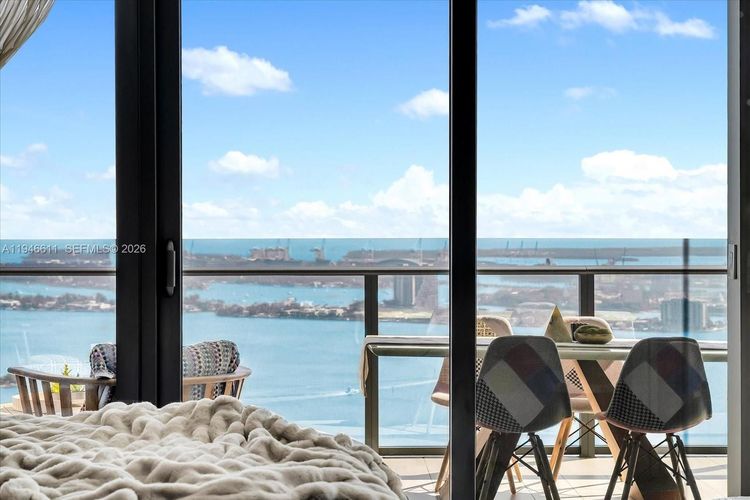 Paraiso Bay #4405 image #33