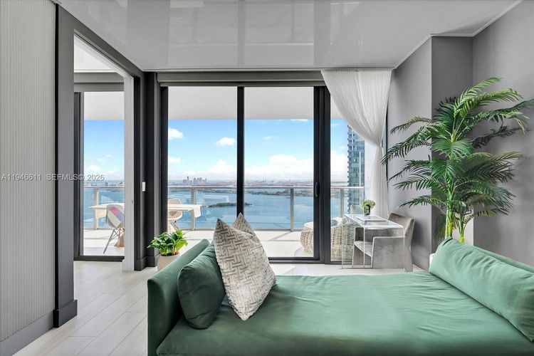 Paraiso Bay #4405 image #9