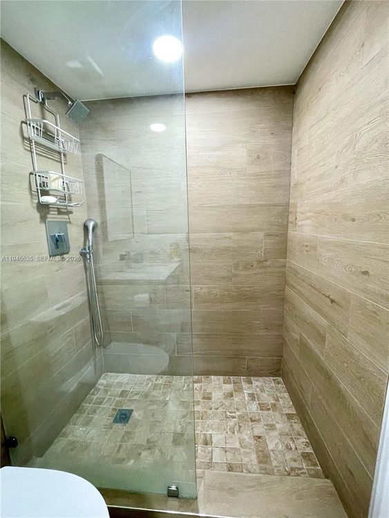 Guildford #404 image #13