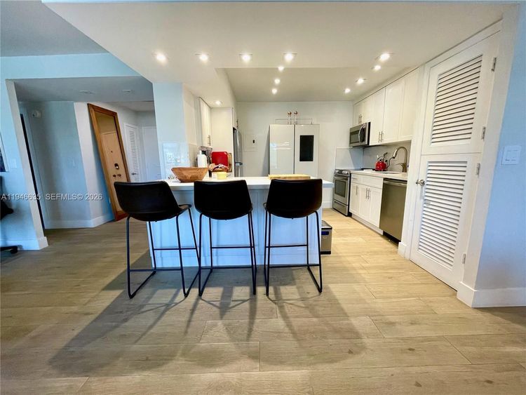 Guildford #404 image #8