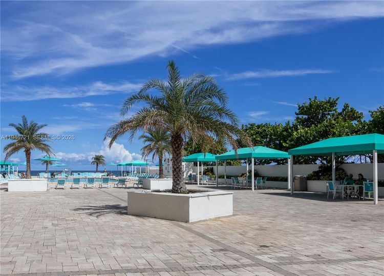 Sea Air Towers #1116 image #21