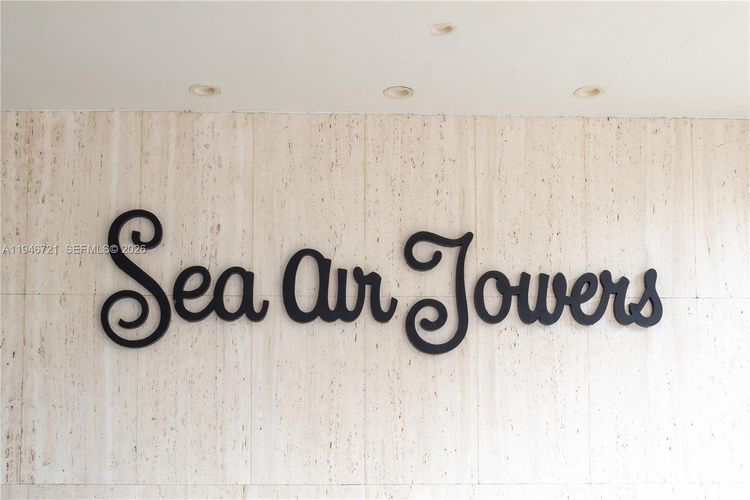 Sea Air Towers #1116 image #24