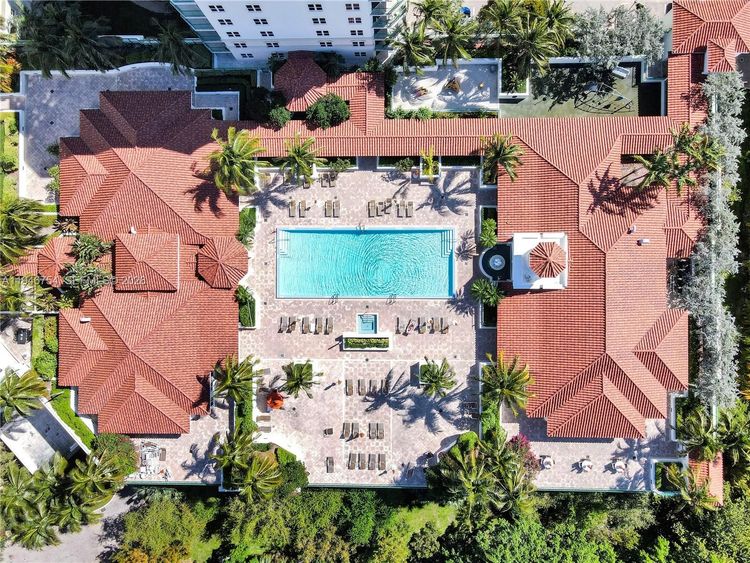 Turnberry Village #1014 image #35