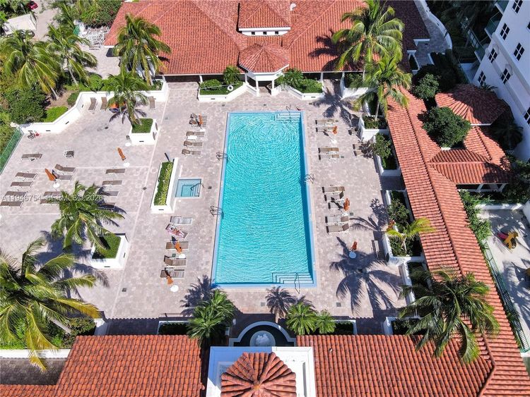 Turnberry Village #1014 image #37