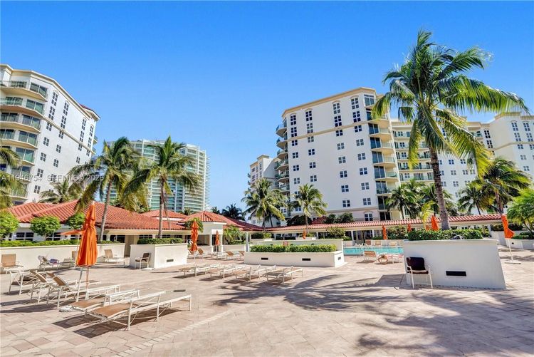 Turnberry Village #1014 image #46