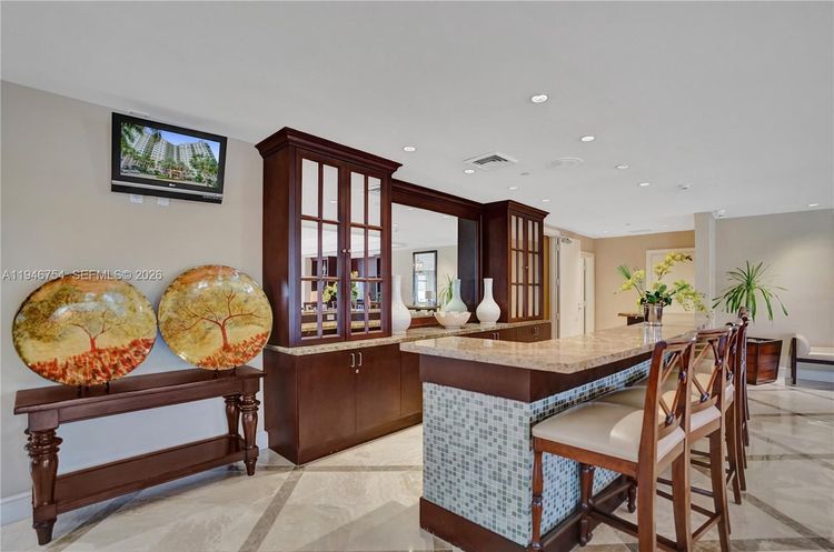 Turnberry Village #1014 image #59