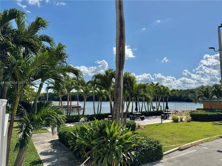 Coastal Towers #929 image #19