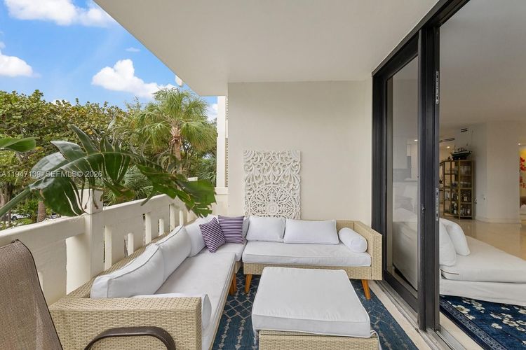 Towers of Key Biscayne #E201 image #20