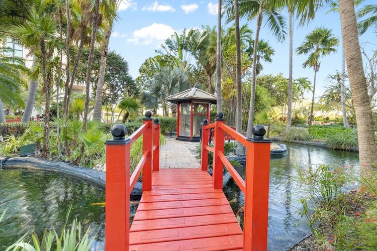 Towers of Key Biscayne #E201 image #24