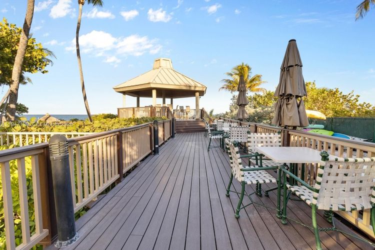 Towers of Key Biscayne #E201 image #30