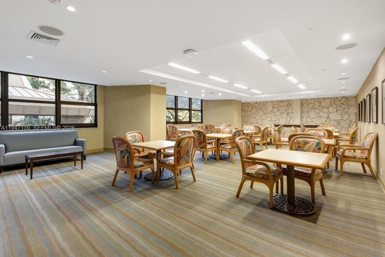 Towers of Key Biscayne #E201 image #34