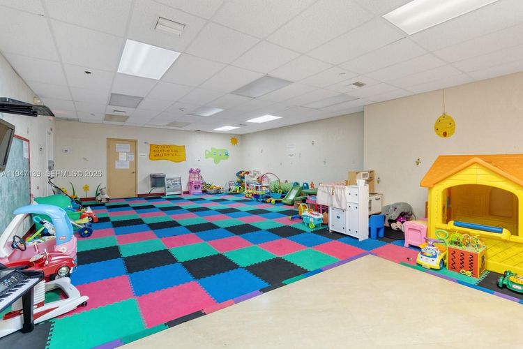 Towers of Key Biscayne #E201 image #37