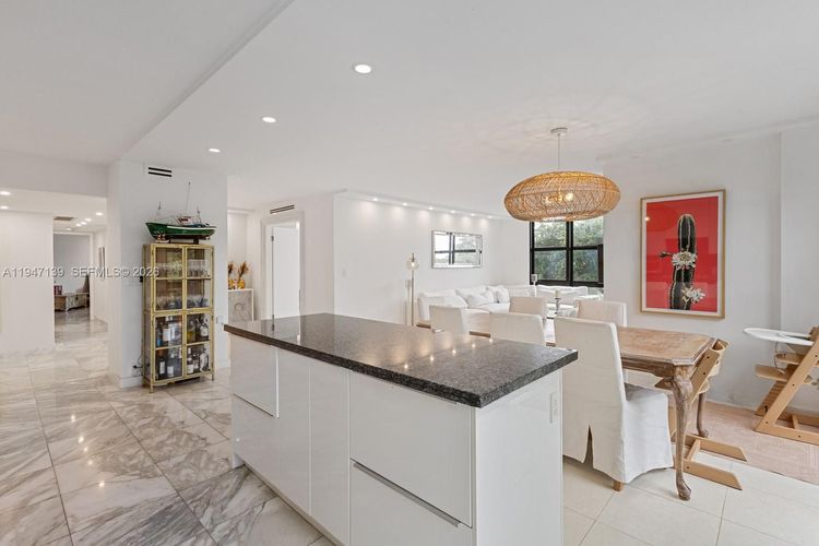 Towers of Key Biscayne #E201 image #6