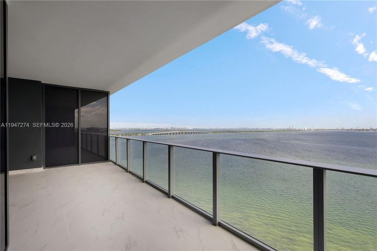 Aria Reserve South Tower #4106 image #14
