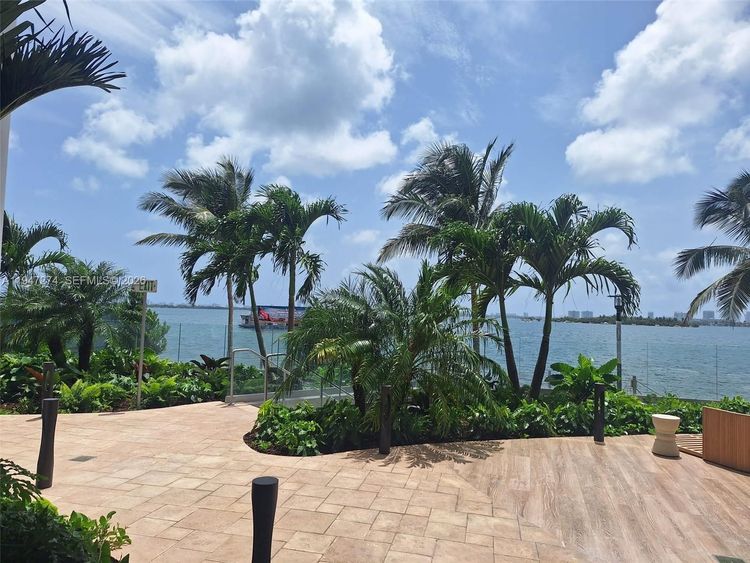 Aria Reserve South Tower #4106 image #51