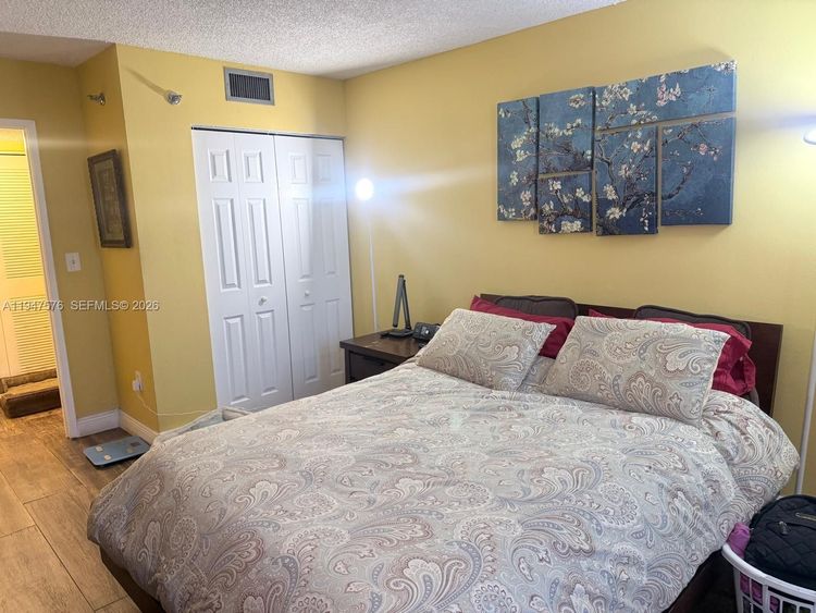 Madison Downtown #E-609 image #39