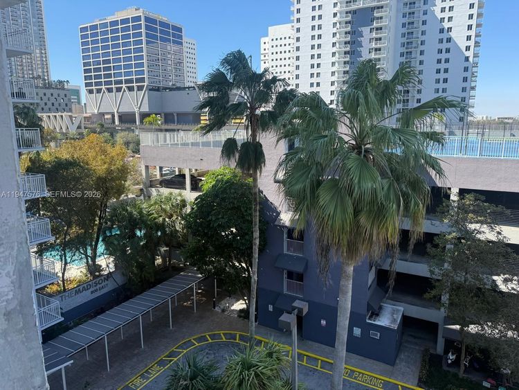 Madison Downtown #E-609 image #46