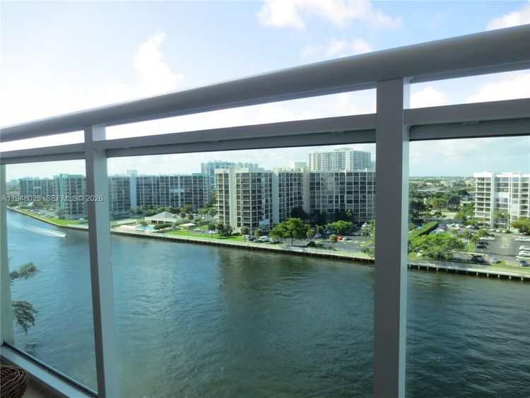 The Residences On Hollywood Beach #904 image #11