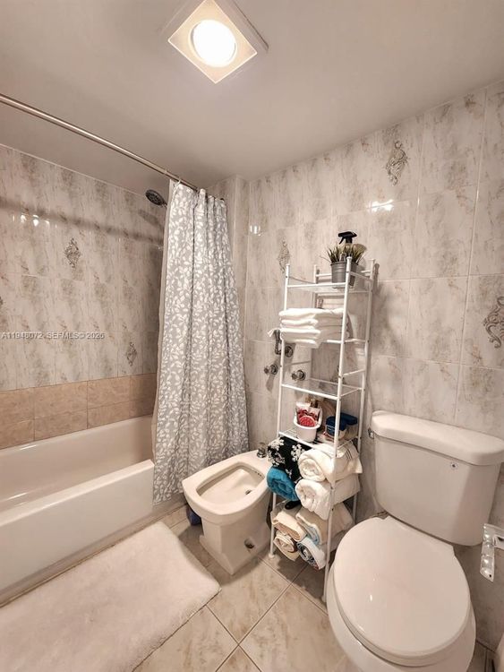 Winston Towers #1217 image #20