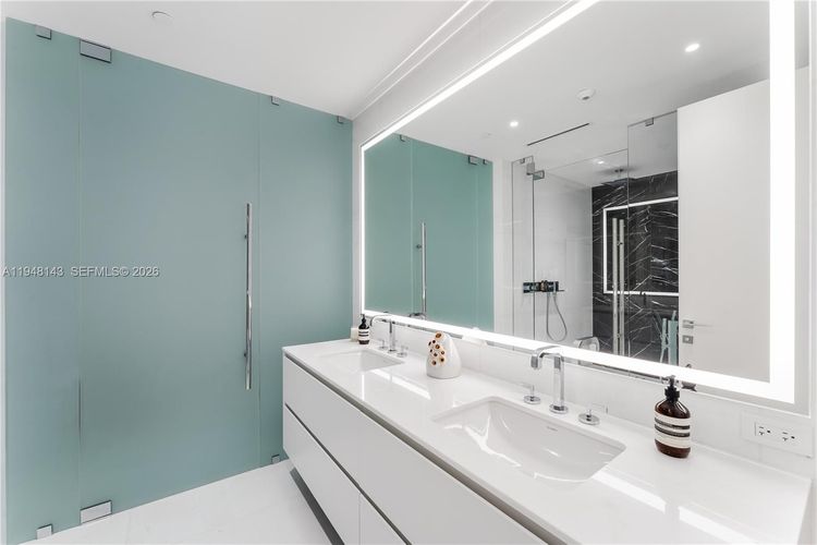 Aston Martin Residences #2102 image #45