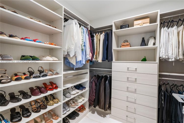 Aston Martin Residences #2102 image #48